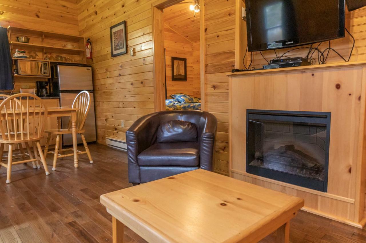 Fairways Cottages Cavendish Esterno foto